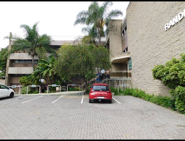 1,048M² OFFICE FOR SALE IN FERNDALE